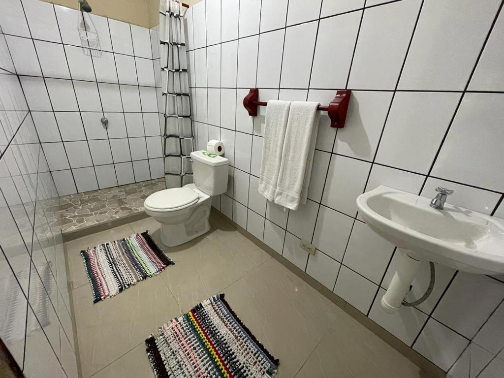 Cabanas Daneysha 토르투게로 외부 사진