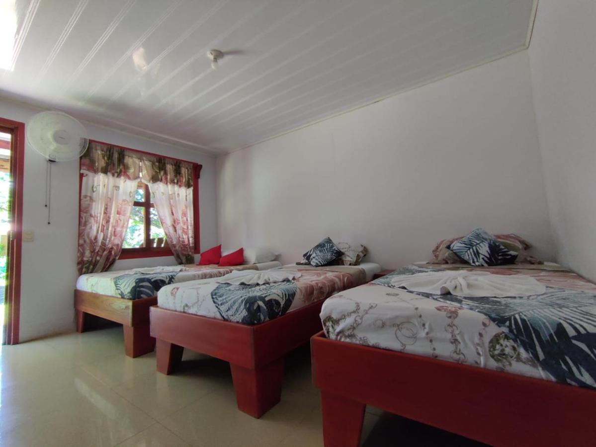 Cabanas Daneysha 토르투게로 외부 사진
